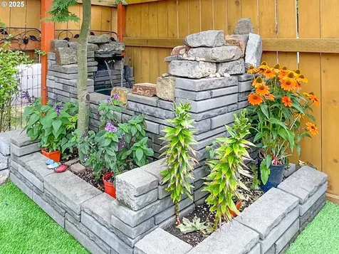 3534 Korbel Street Eugene OR 97404