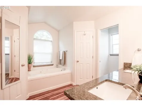 3534 Korbel Street Eugene OR 97404