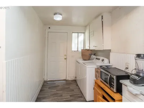 1224 NE Freemont Avenue Roseburg OR 97470