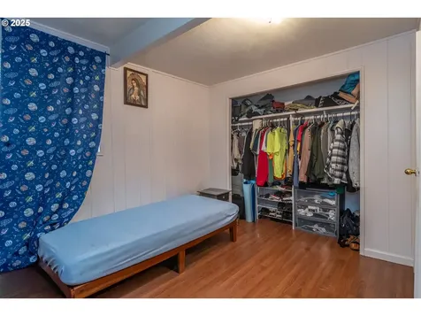 1224 NE Freemont Avenue Roseburg OR 97470
