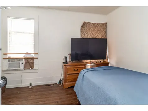 1224 NE Freemont Avenue Roseburg OR 97470