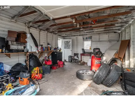 1224 NE Freemont Avenue Roseburg OR 97470