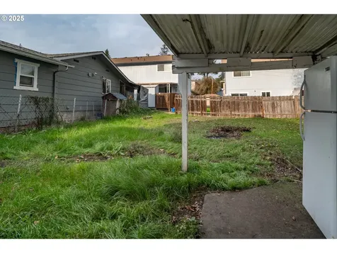 1224 NE Freemont Avenue Roseburg OR 97470