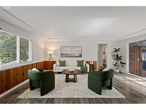 731 S River Road Cottage Grove OR 97424