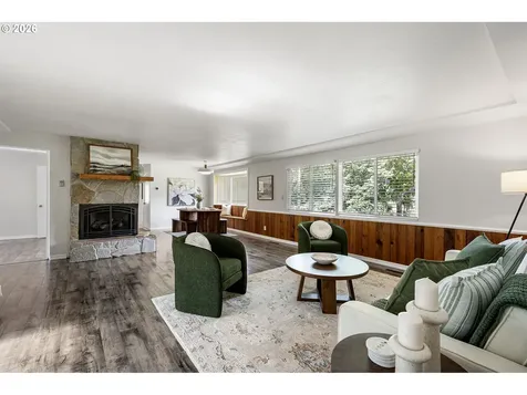 731 S River Road Cottage Grove OR 97424