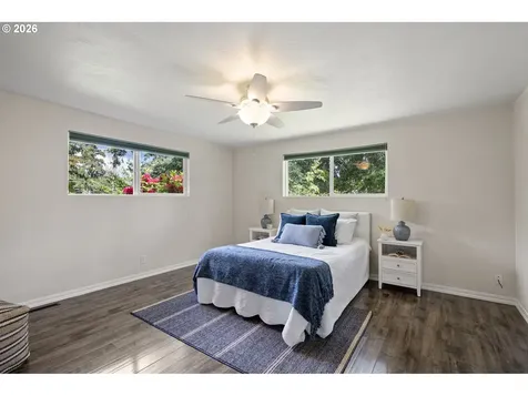 731 S River Road Cottage Grove OR 97424