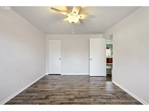 731 S River Road Cottage Grove OR 97424