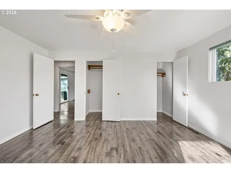 731 S River Road Cottage Grove OR 97424