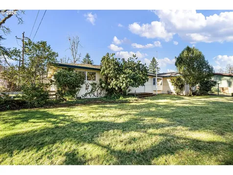 731 S River Road Cottage Grove OR 97424