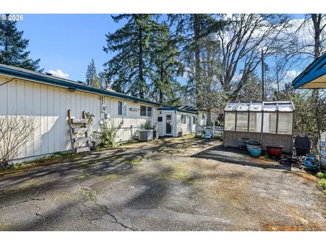 731 S River Road Cottage Grove OR 97424