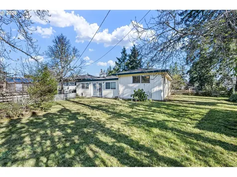 731 S River Road Cottage Grove OR 97424