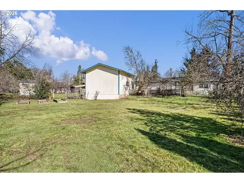 731 S River Road Cottage Grove OR 97424