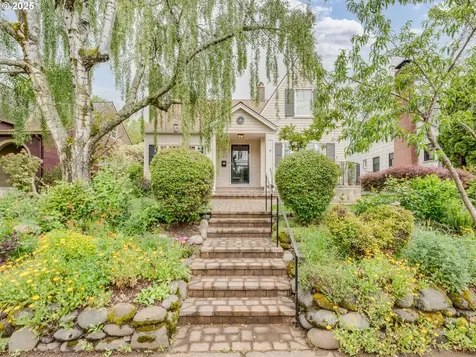 4415 SE Stark Street Portland OR 97215