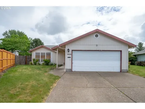 1935 SW Oleander Court Mcminnville OR 97128