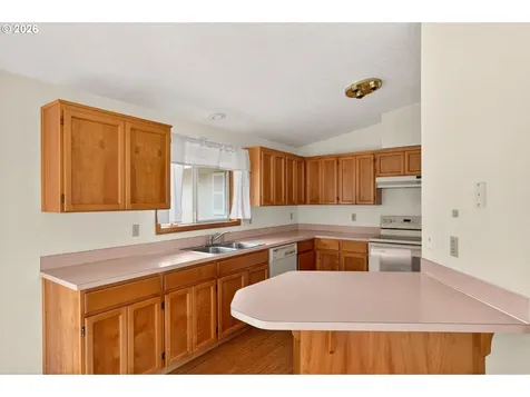1935 SW Oleander Court Mcminnville OR 97128