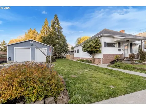148 SE Houck Avenue Roseburg OR 97470