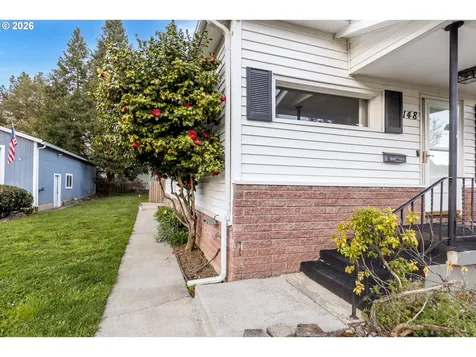 148 SE Houck Avenue Roseburg OR 97470