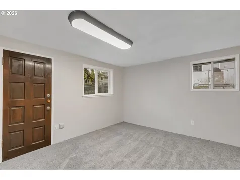 148 SE Houck Avenue Roseburg OR 97470