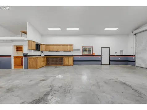 148 SE Houck Avenue Roseburg OR 97470