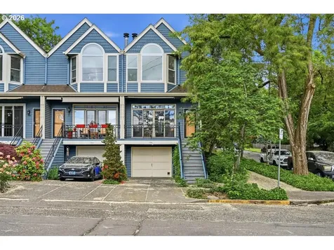 7988 SE Grand Avenue Portland OR 97202