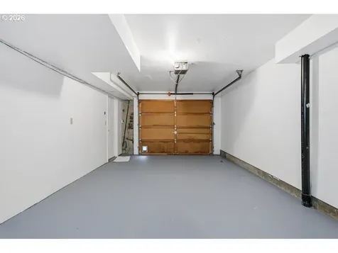 7988 SE Grand Avenue Portland OR 97202