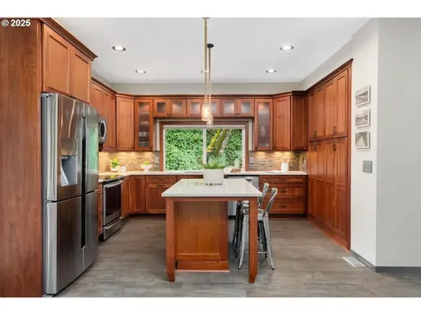17867 Sundown Court Lake Oswego OR 97034