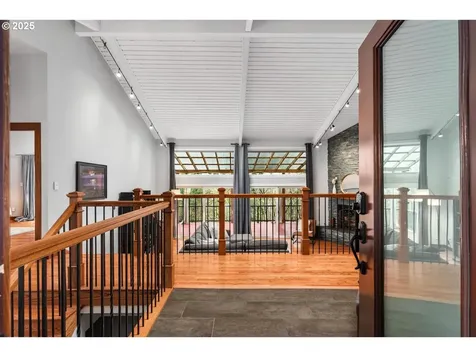 17867 Sundown Court Lake Oswego OR 97034