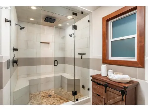 17867 Sundown Court Lake Oswego OR 97034
