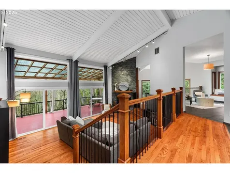 17867 Sundown Court Lake Oswego OR 97034