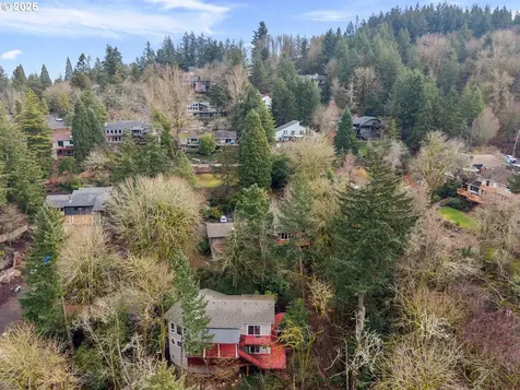 17867 Sundown Court Lake Oswego OR 97034