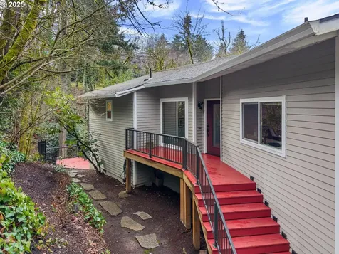 17867 Sundown Court Lake Oswego OR 97034