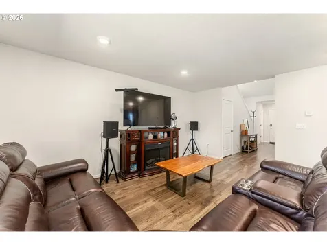 4734 Ranger Avenue NE Salem OR 97305