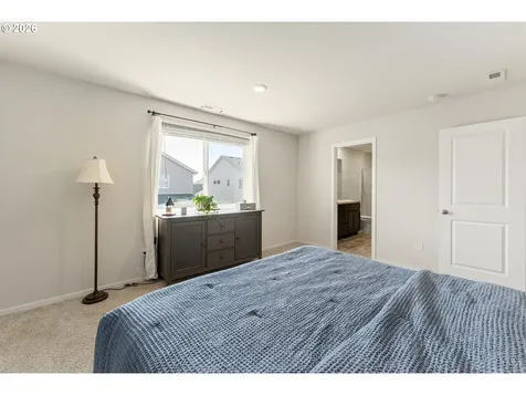 4734 Ranger Avenue NE Salem OR 97305