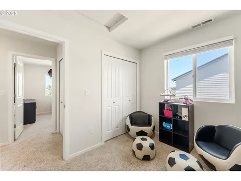 4734 Ranger Avenue NE Salem OR 97305