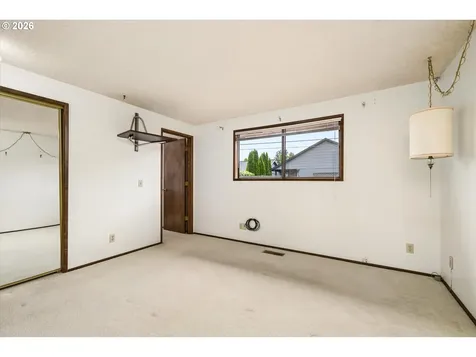 2177 Firth Avenue Springfield OR 97477