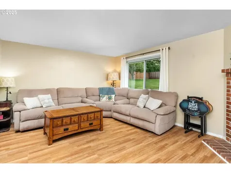 16804 SW Canby Court Beaverton OR 97007