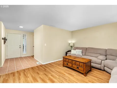16804 SW Canby Court Beaverton OR 97007