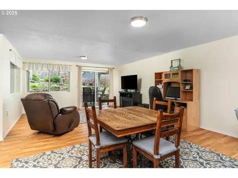 16804 SW Canby Court Beaverton OR 97007