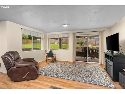 16804 SW Canby Court Beaverton OR 97007