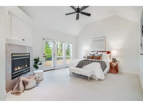 5770 Dogwood Drive Lake Oswego OR 97035