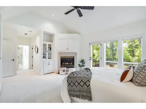 5770 Dogwood Drive Lake Oswego OR 97035