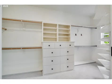 5770 Dogwood Drive Lake Oswego OR 97035