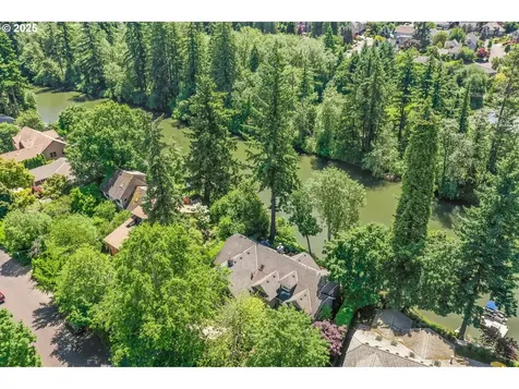 5770 Dogwood Drive Lake Oswego OR 97035