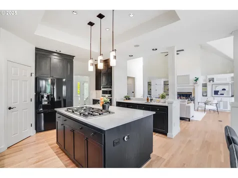5770 Dogwood Drive Lake Oswego OR 97035