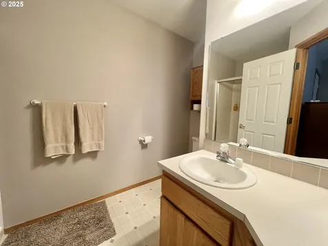 112 NE 11th Street Hermiston OR 97838
