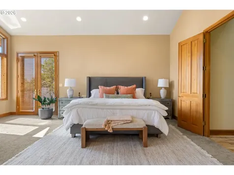268 SW Forest Cove Road West Linn OR 97068
