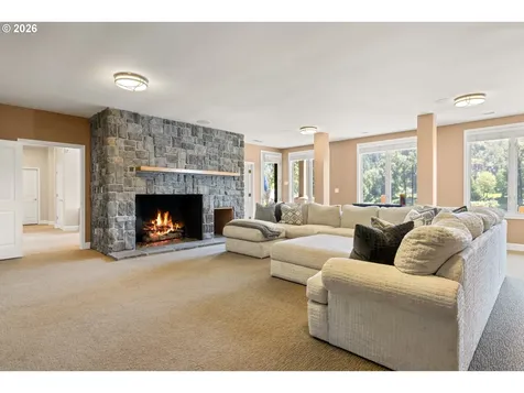 268 SW Forest Cove Road West Linn OR 97068