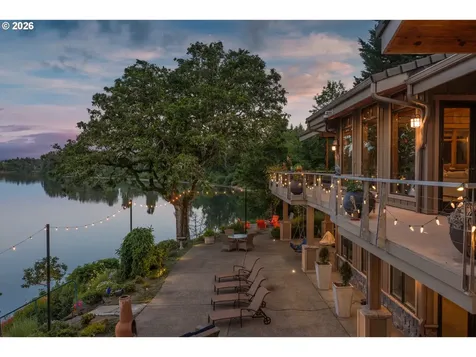 268 SW Forest Cove Road West Linn OR 97068