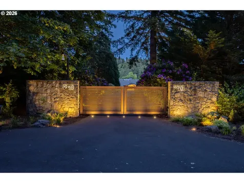268 SW Forest Cove Road West Linn OR 97068