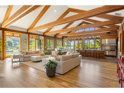 268 SW Forest Cove Road West Linn OR 97068
